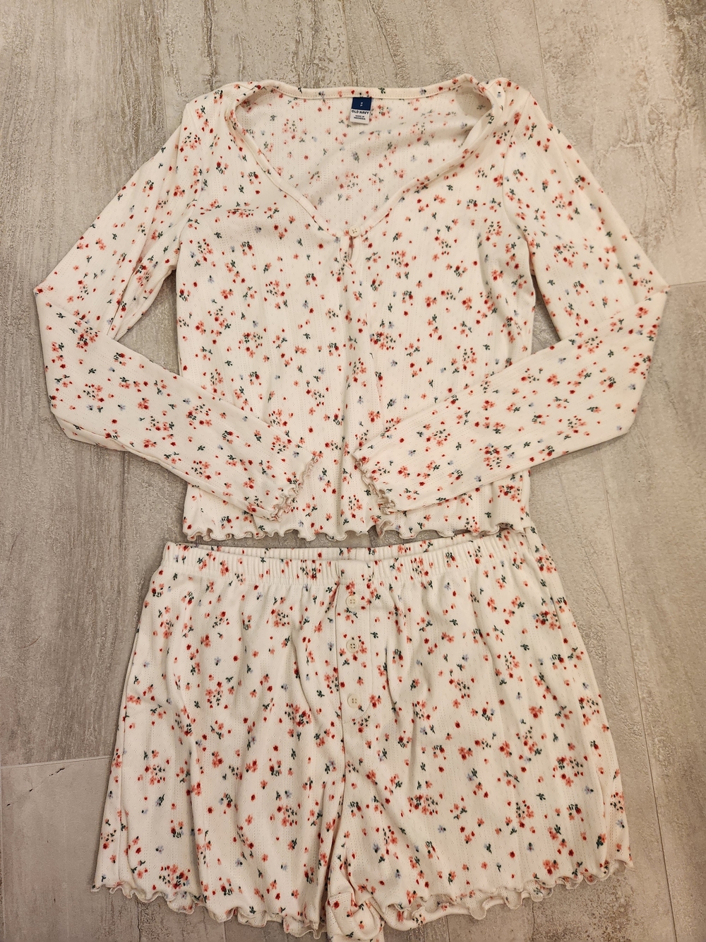 Women's White Floral Two-Piece Pajama Set